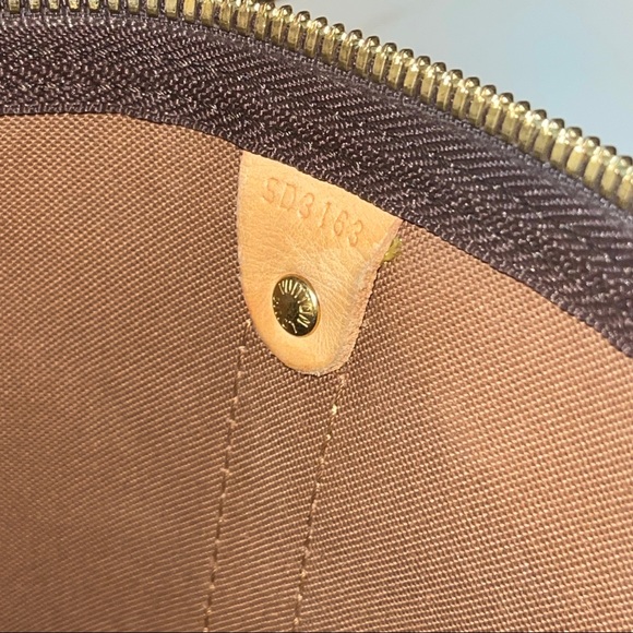 SOLD Louis Vuitton Keepall 55 - Picture 12 of 15